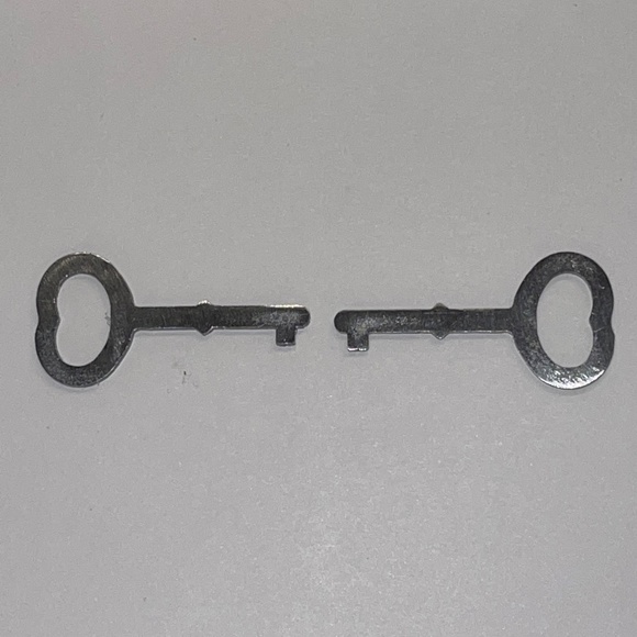 Lane Vintage Mini Jewelry Box Key Replacement - Picture 2 of 7